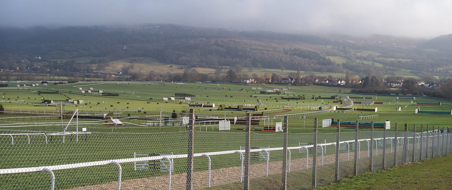 UK racing festivals 2027: dates and visitor guides | Off to the Races